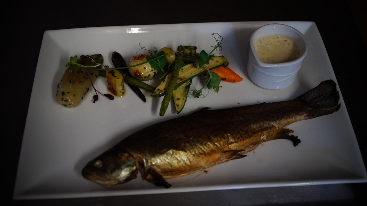 Logis L'Ermitage, Bistrot Des Saveurs Houffalize Zewnętrze zdjęcie